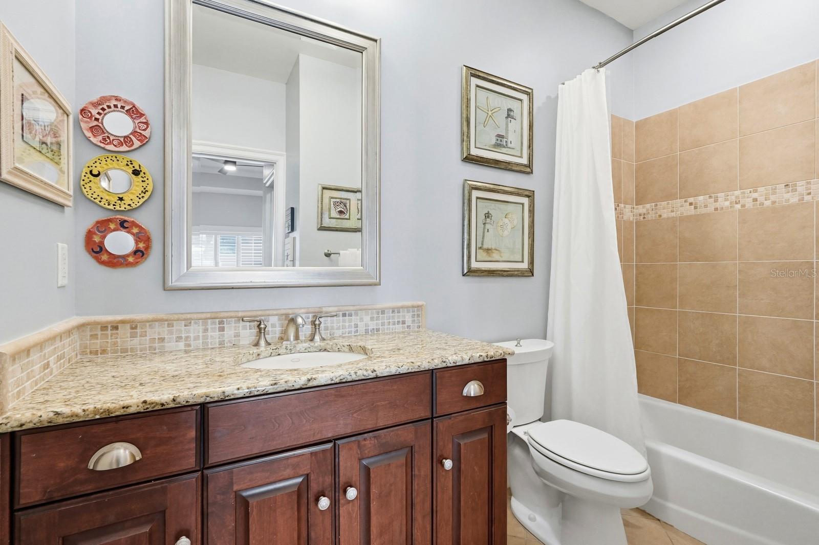 200 OCEAN CREST DR #843