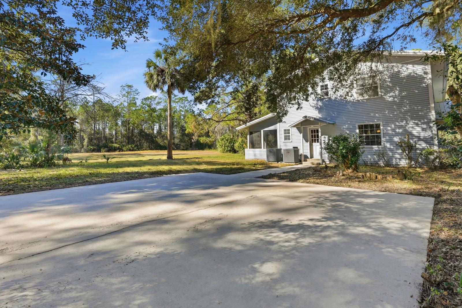 404 OLD HAW CREEK RD