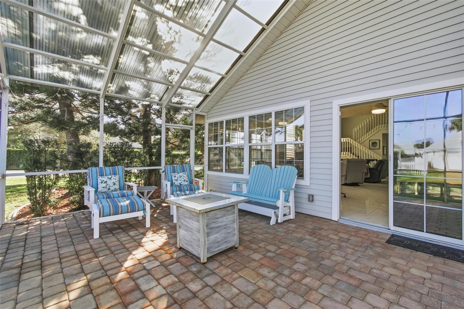 35 BEDFORD DR