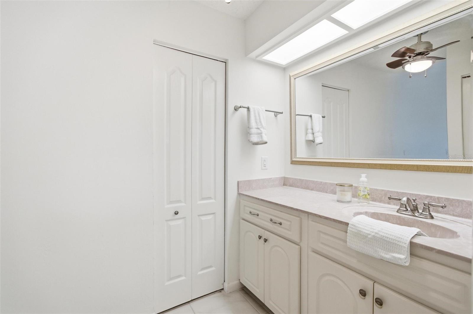 35 BEDFORD DR