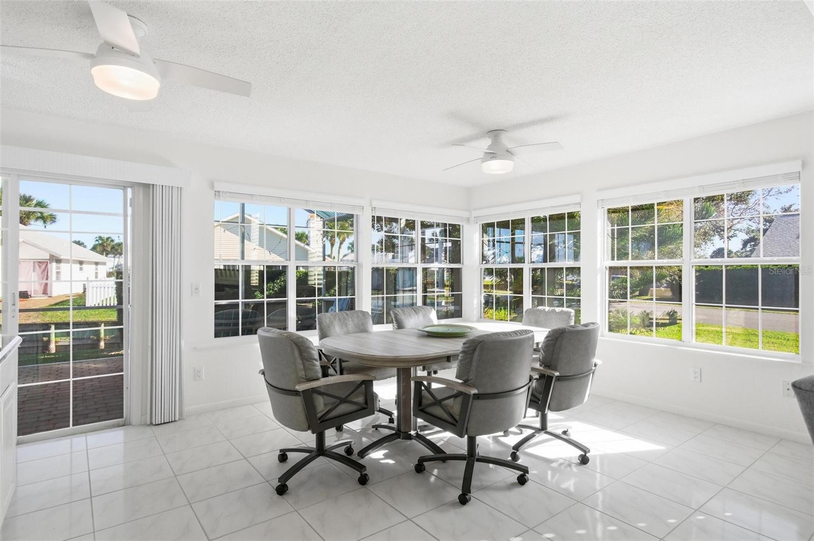 35 BEDFORD DR