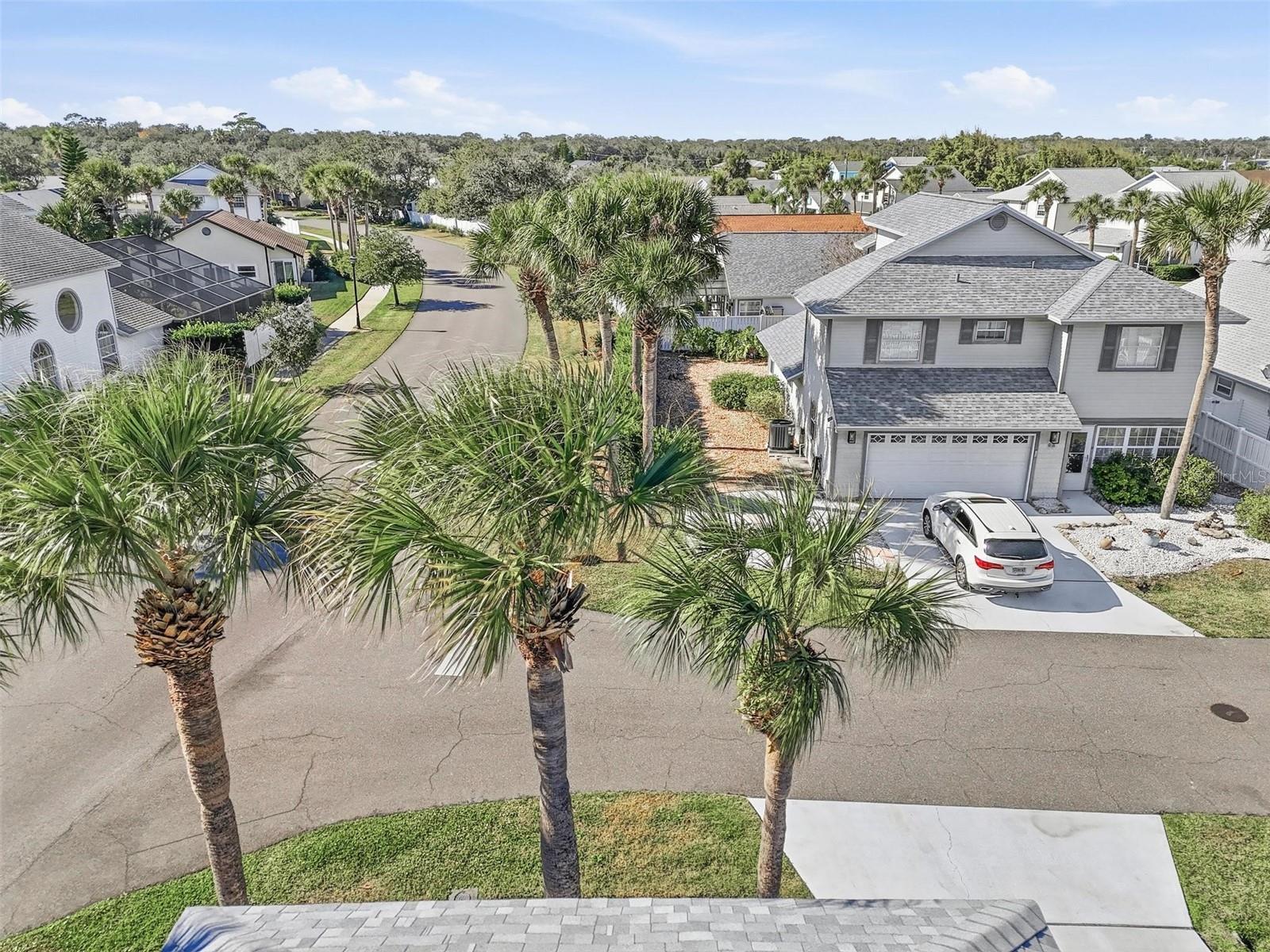 35 BEDFORD DR