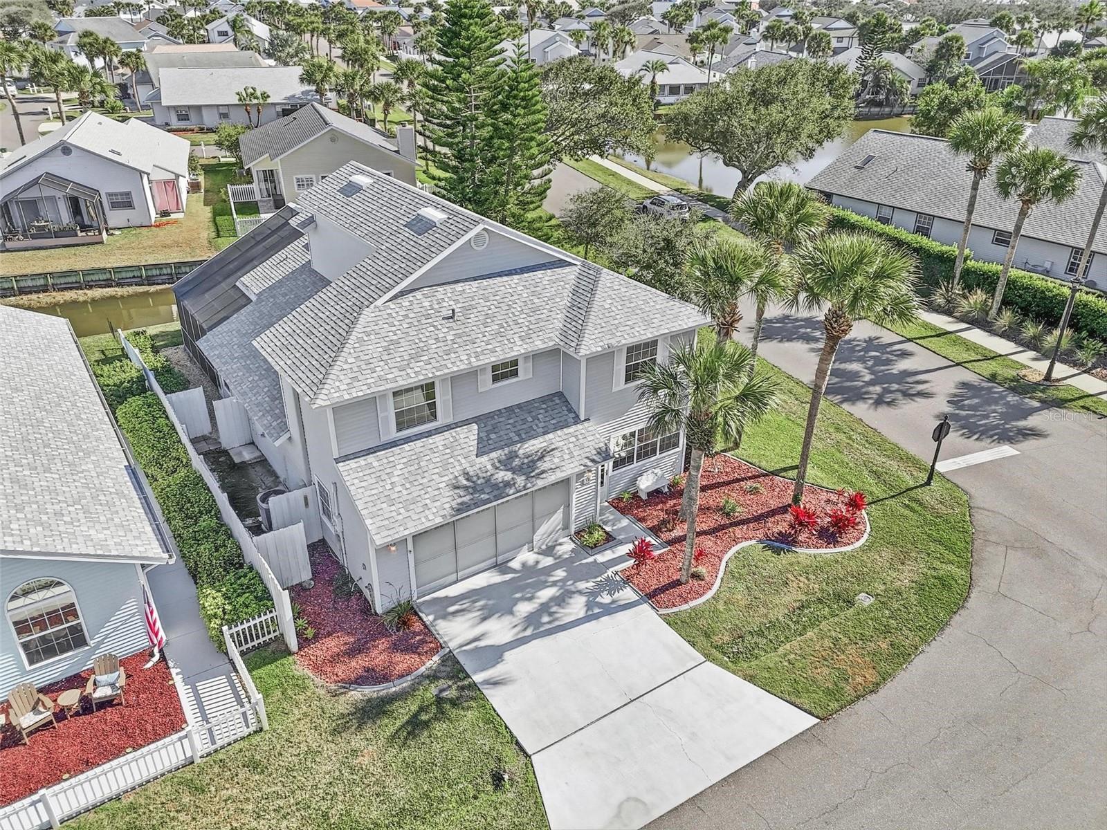 35 BEDFORD DR