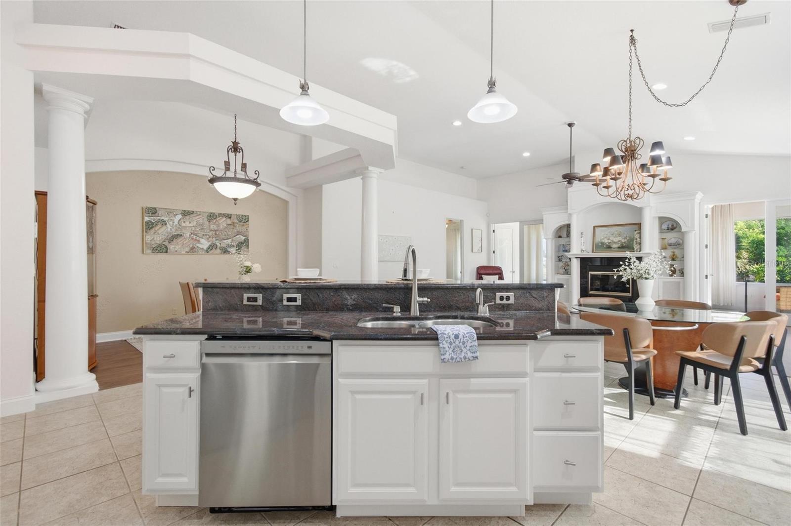 33 MARSHVIEW LN