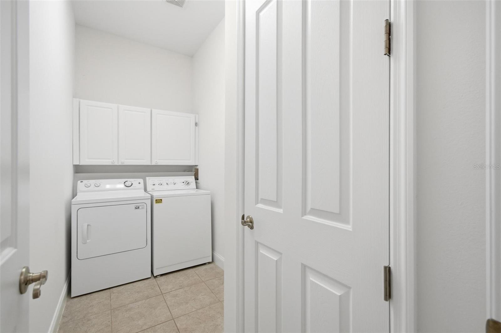 33 MARSHVIEW LN