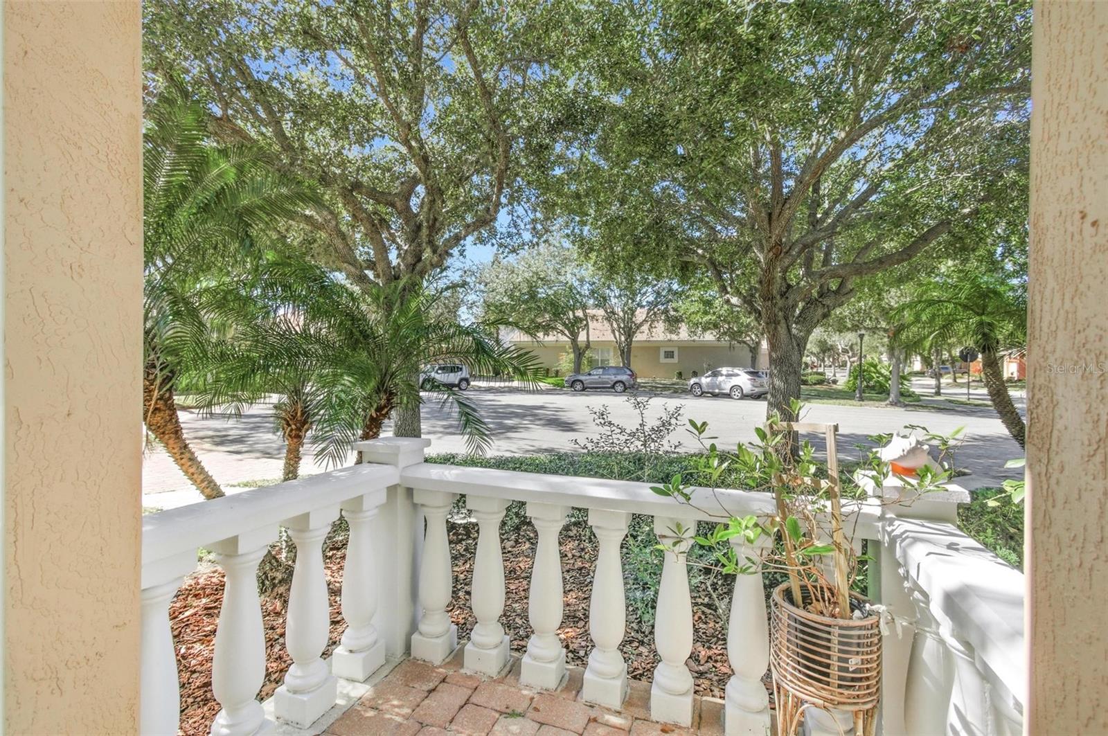 33 MARSHVIEW LN
