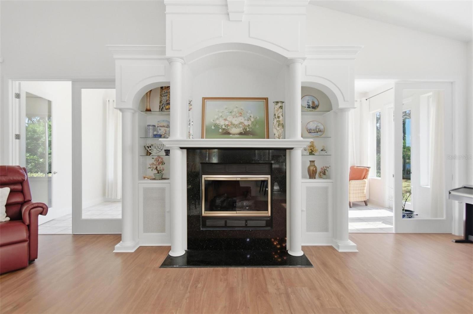 33 MARSHVIEW LN