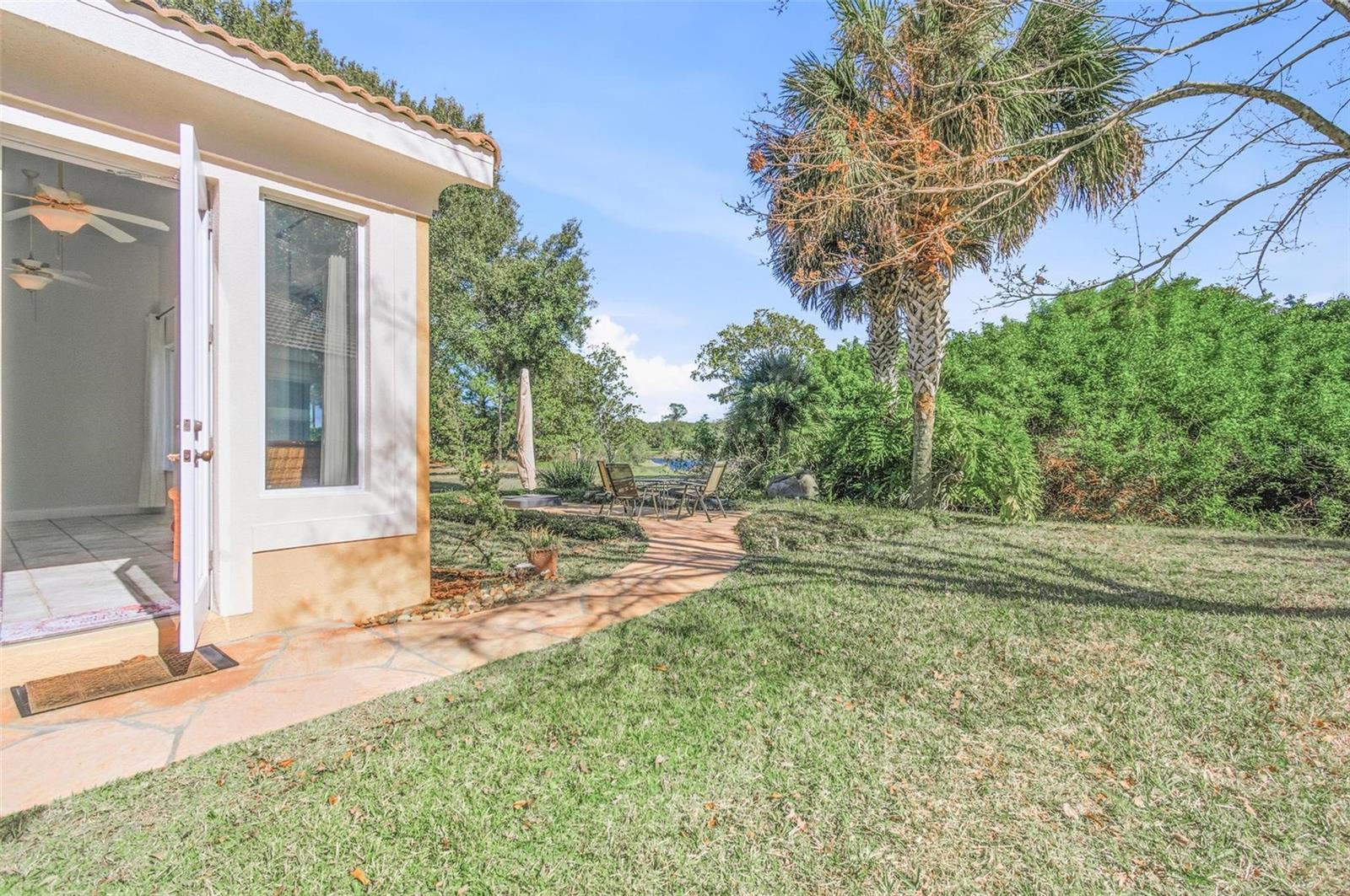 33 MARSHVIEW LN