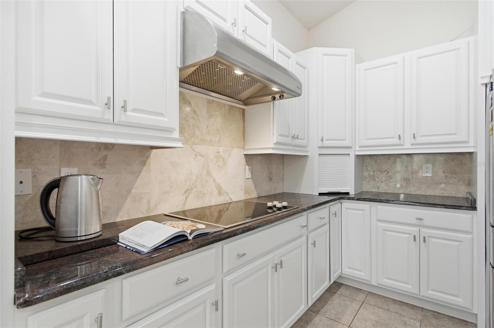 33 MARSHVIEW LN