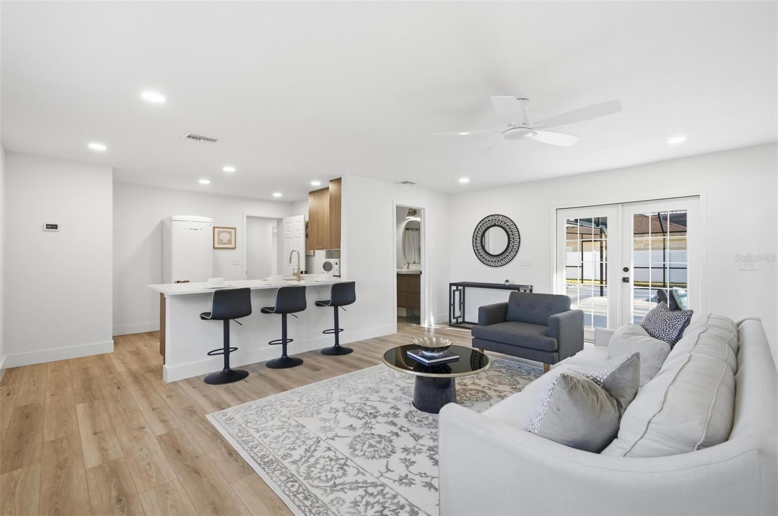 2 ZINC PL