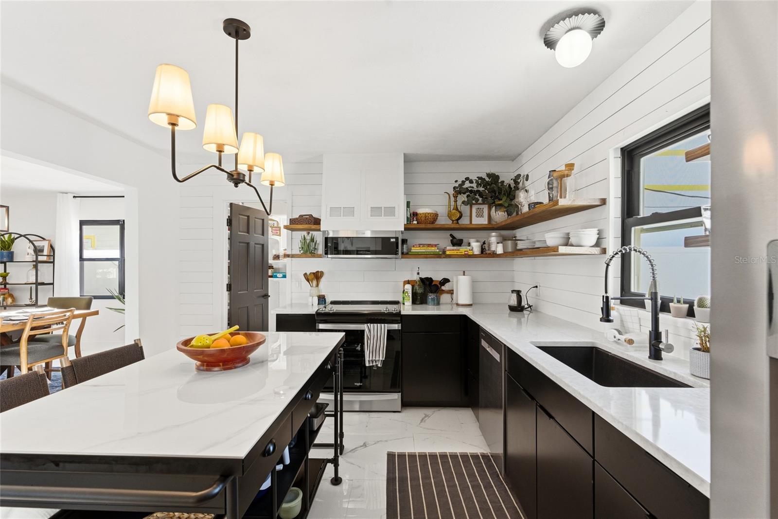 1604 S OCEAN SHORE BLVD