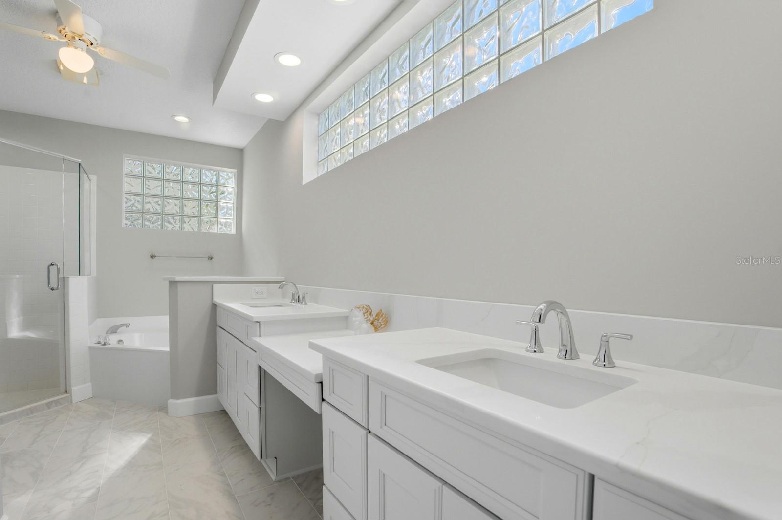13 MADEIRA CT