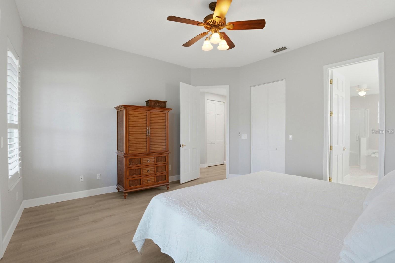13 MADEIRA CT