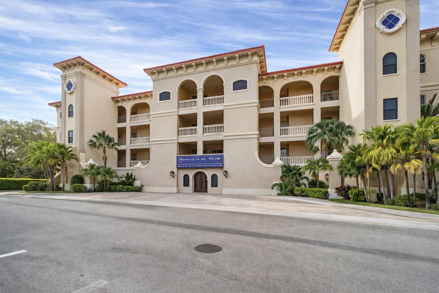 7804 LAKE VISTA CT #404