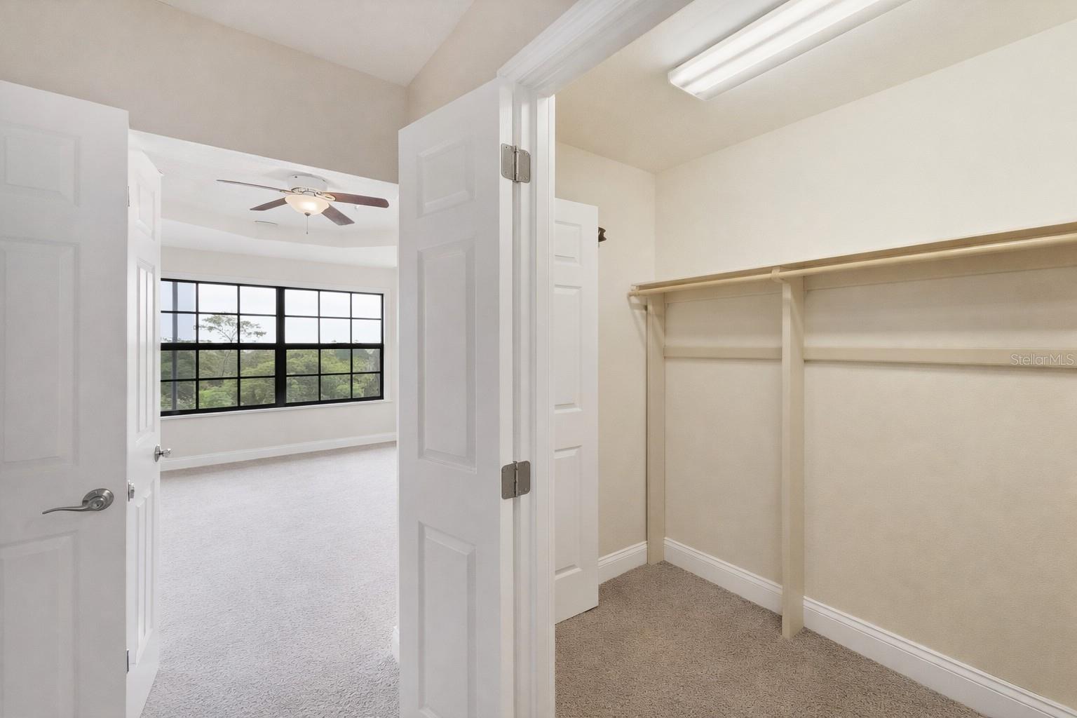 7804 LAKE VISTA CT #404