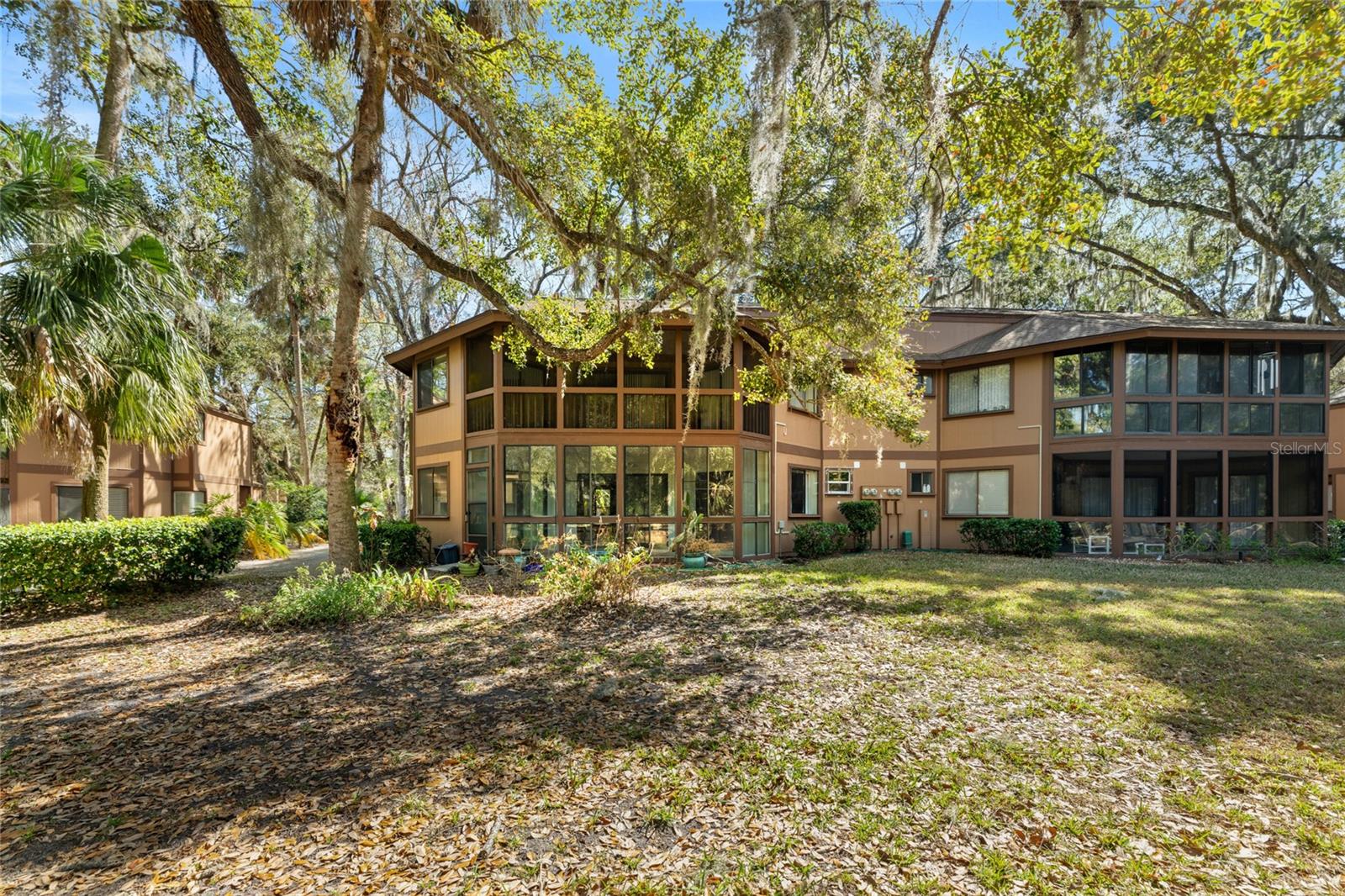 11 FAIRWAYS CIR #11
