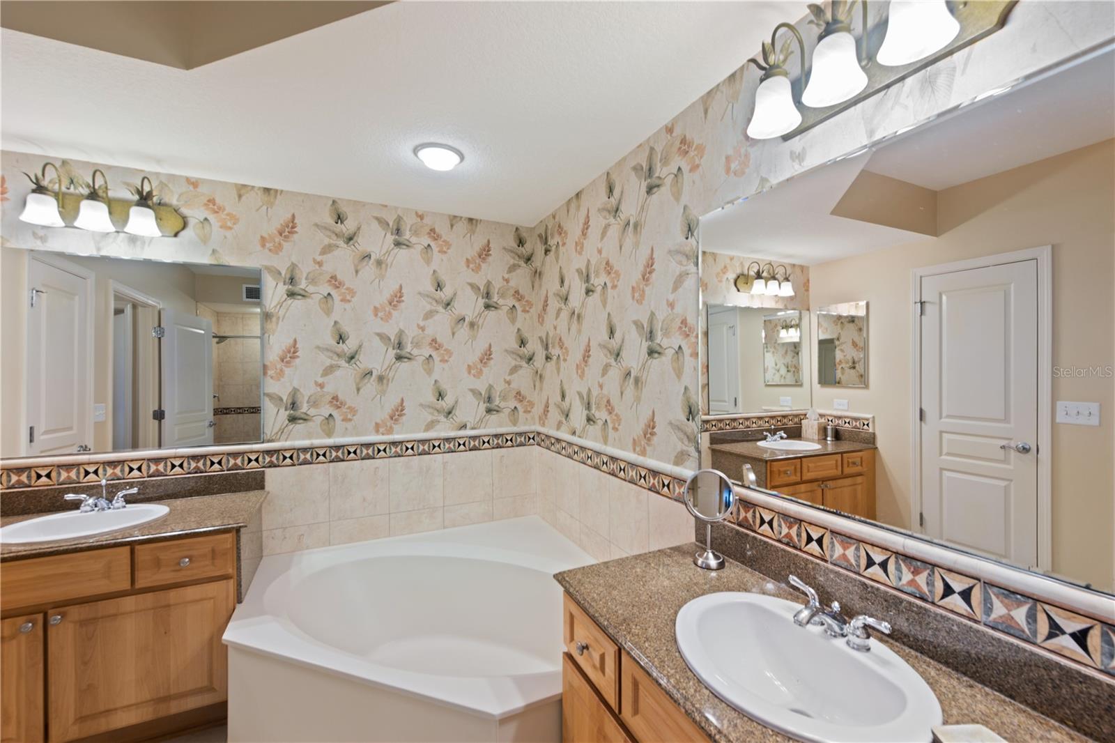 200 OCEAN CREST UNIT 1012 DR