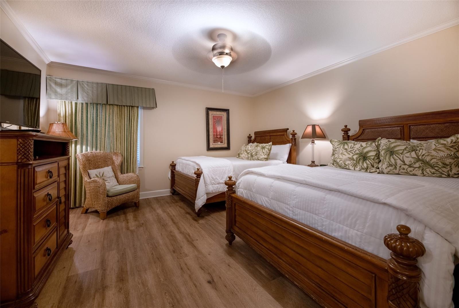 200 OCEAN CREST UNIT 1012 DR