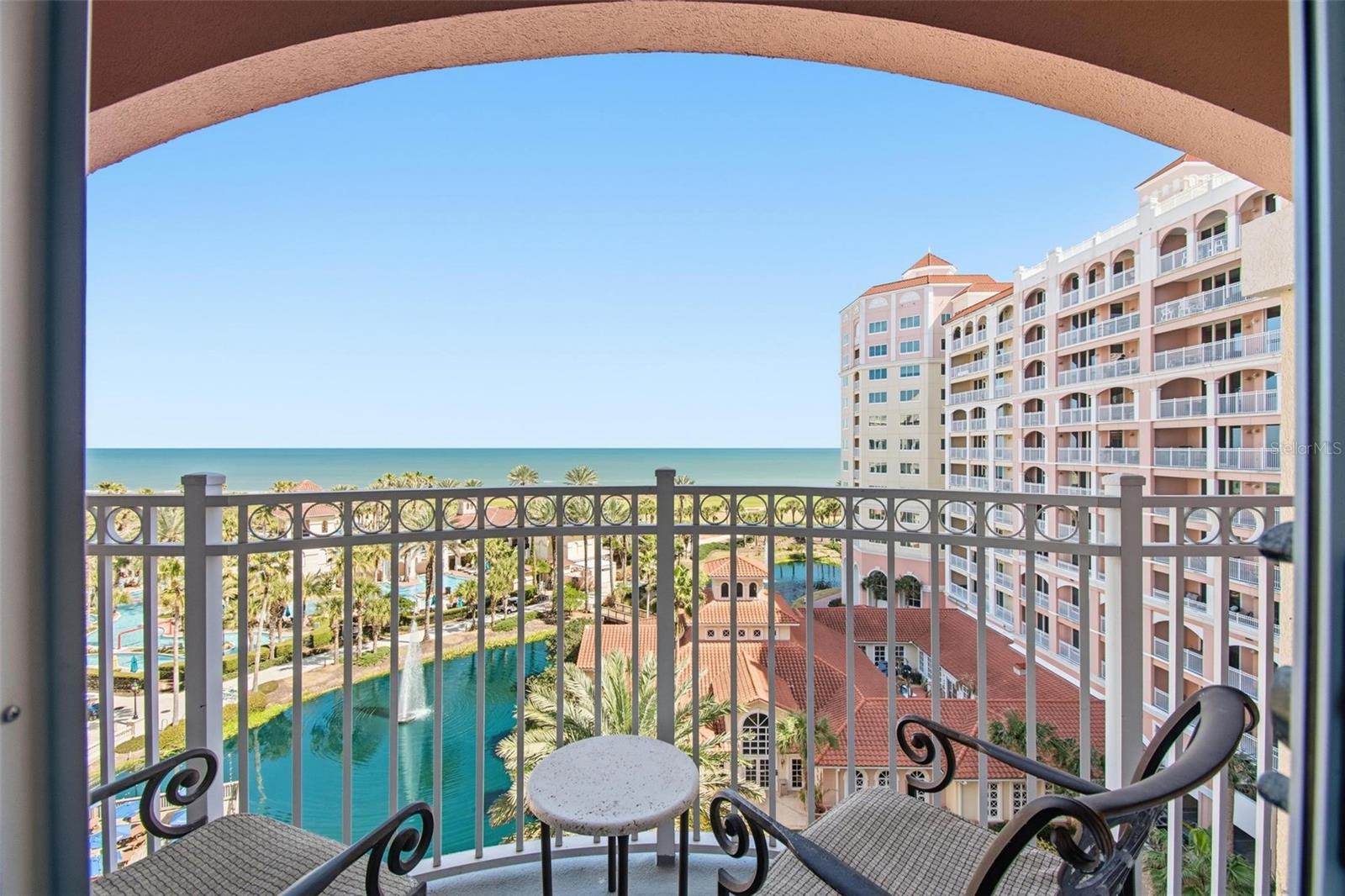 200 OCEAN CREST DR #635