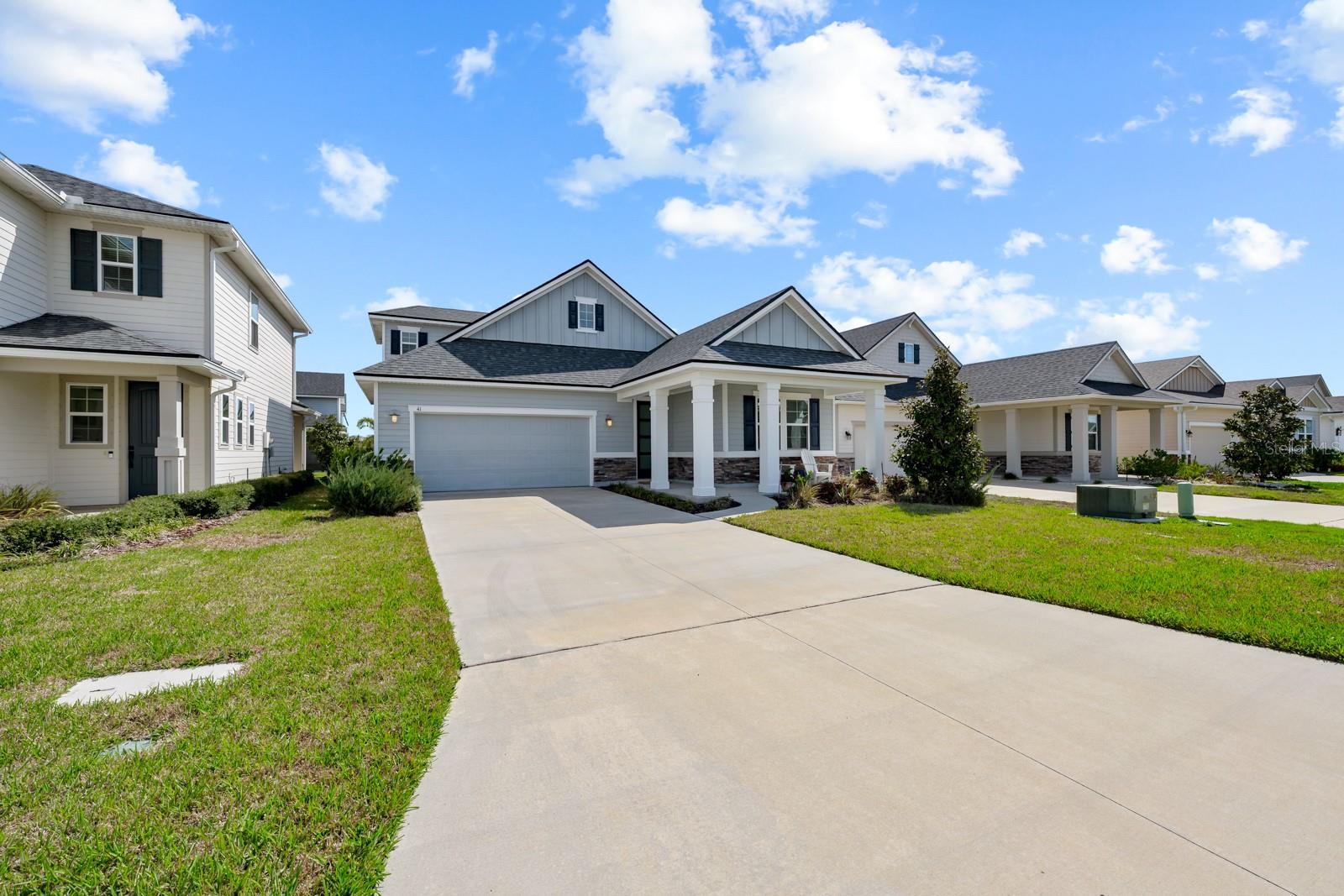41 LOS LAGOS BLVD