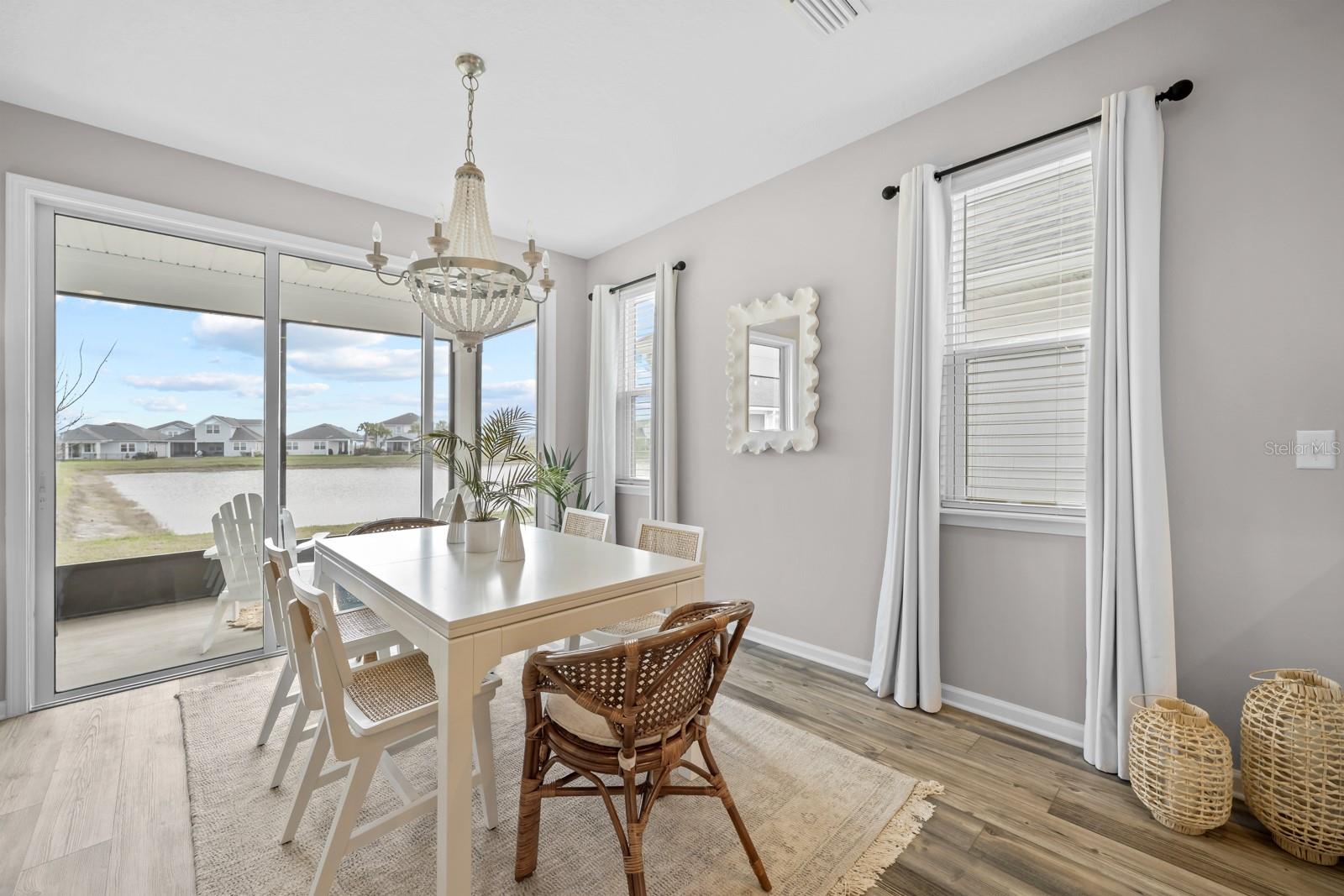 41 LOS LAGOS BLVD