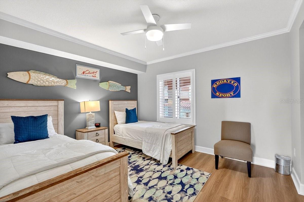 200 OCEAN CREST DR #217