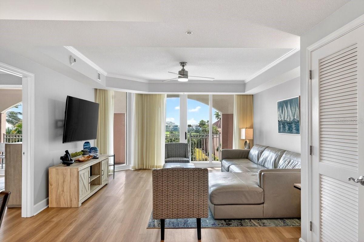 200 OCEAN CREST DR #217