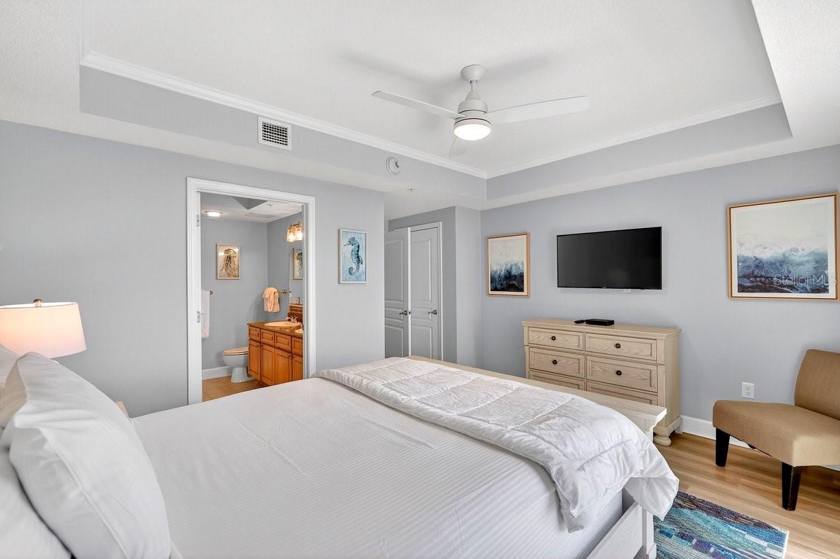 200 OCEAN CREST DR #217