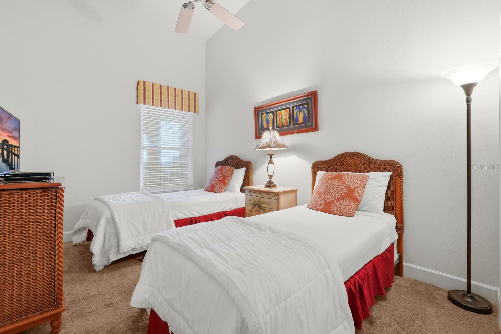 5 OCEAN CREST DR #1443