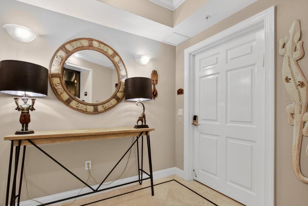 19 AVENUE DE LA MER #804