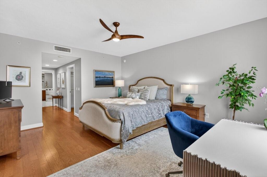 19 AVENUE DE LA MER #804