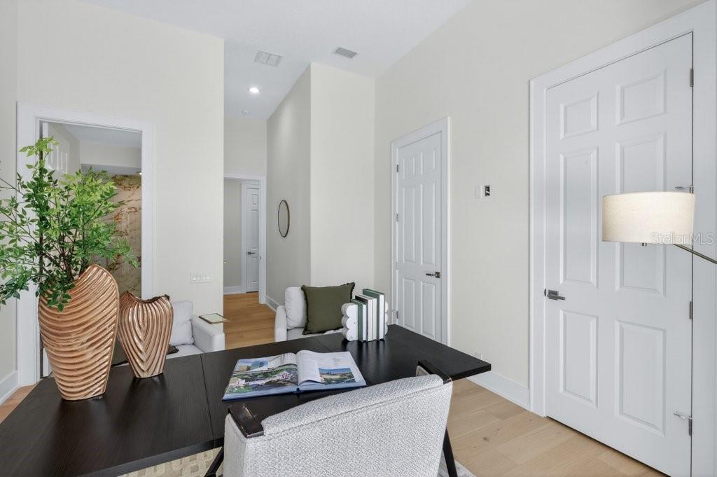 6 RIVIERA PL