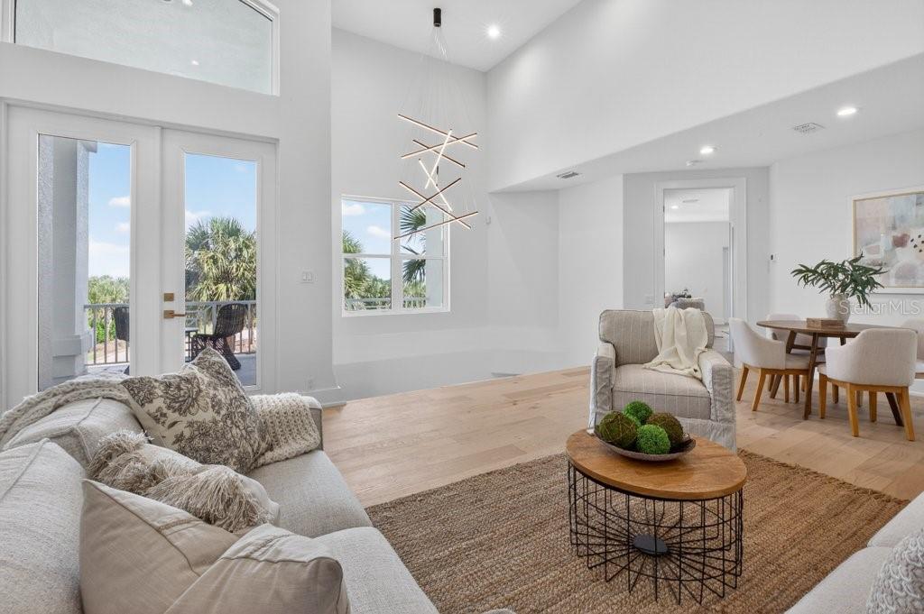 6 RIVIERA PL