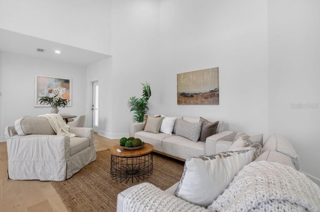 6 RIVIERA PL