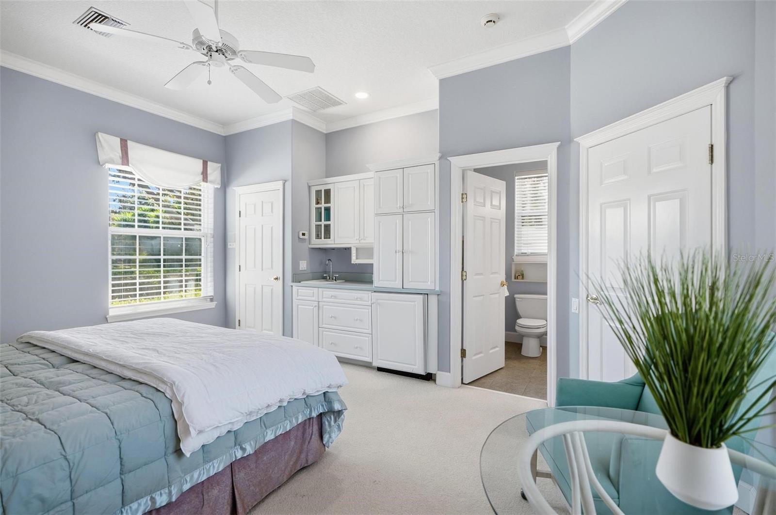 10 CORDOBA CT