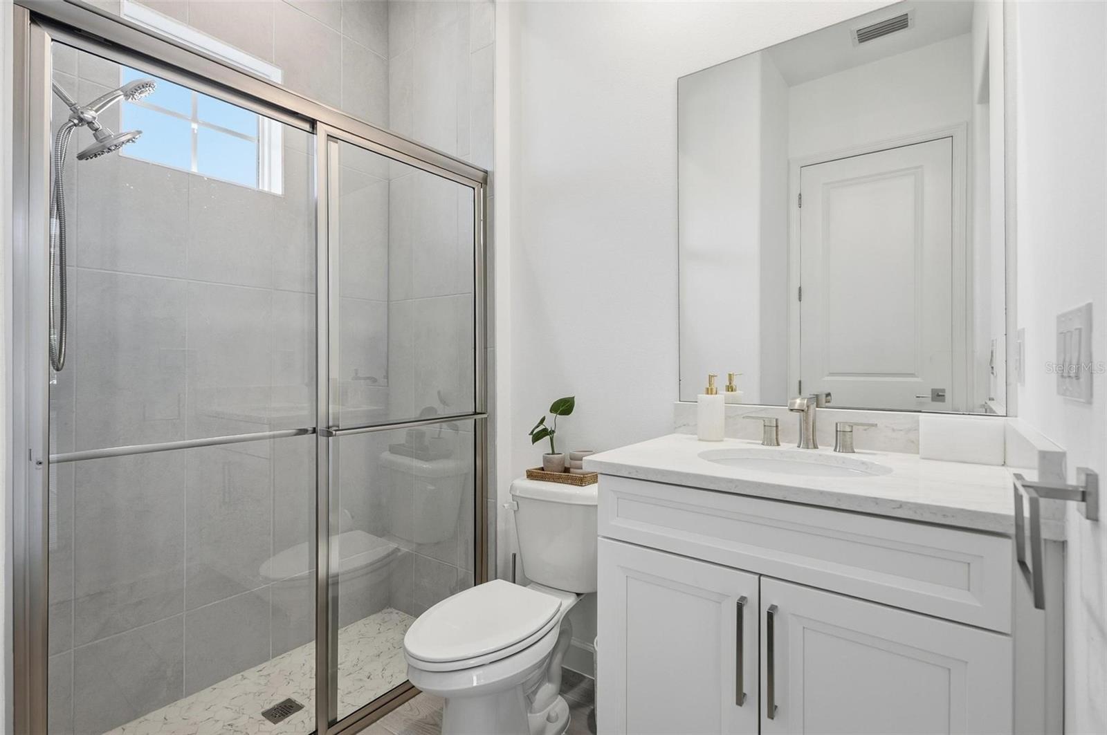 67 NEW LEATHERWOOD DR