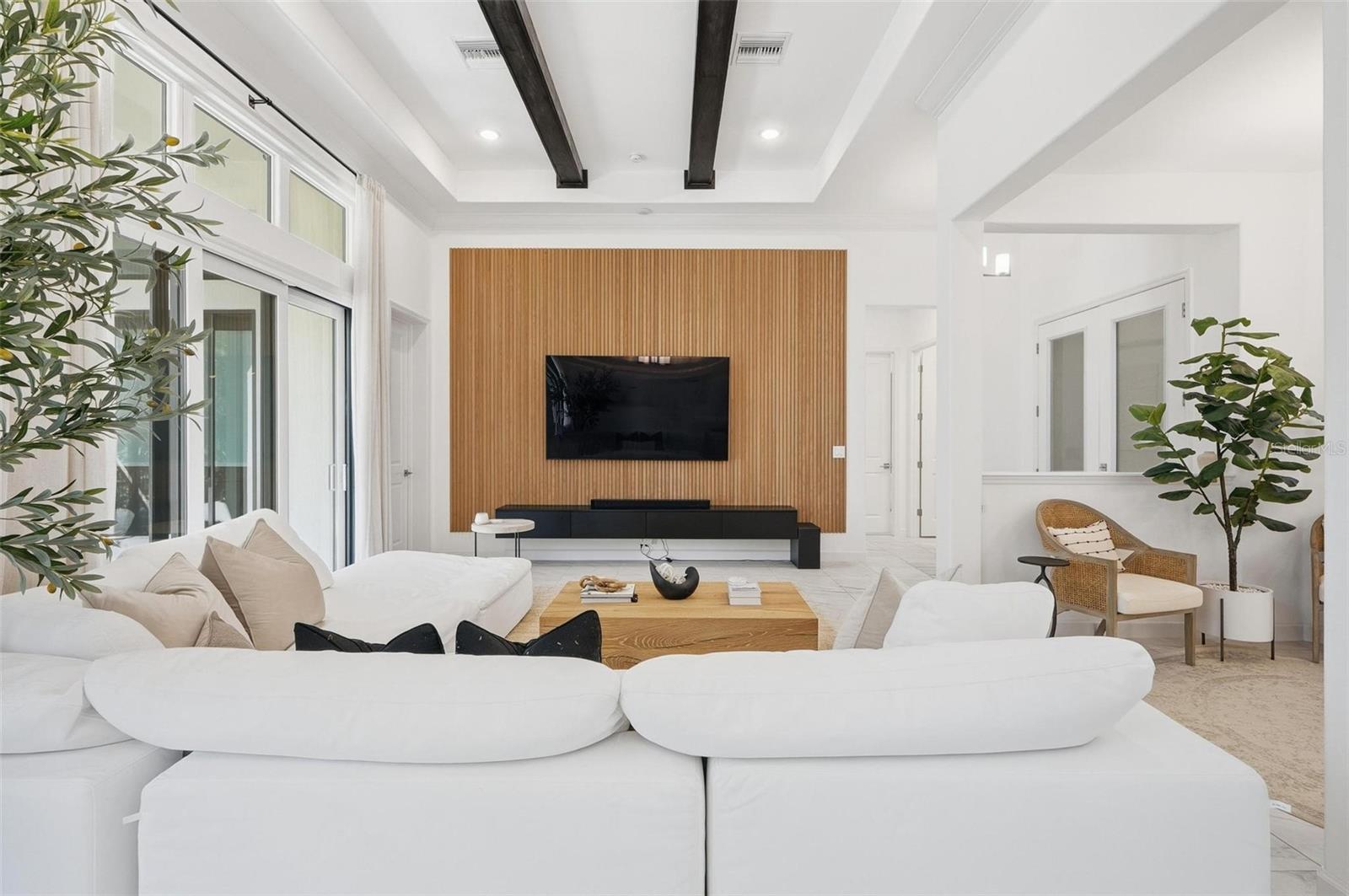 67 NEW LEATHERWOOD DR