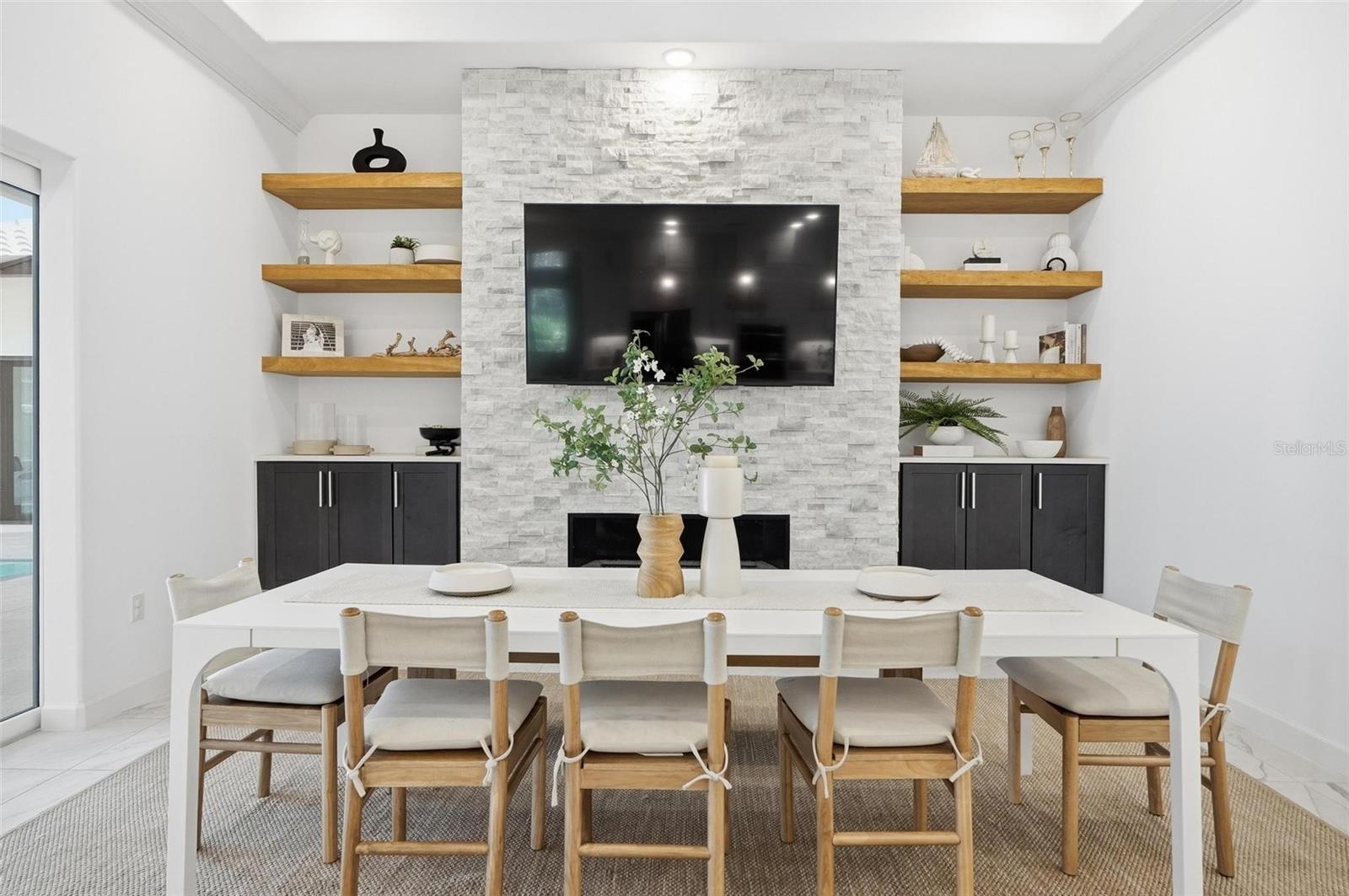 67 NEW LEATHERWOOD DR