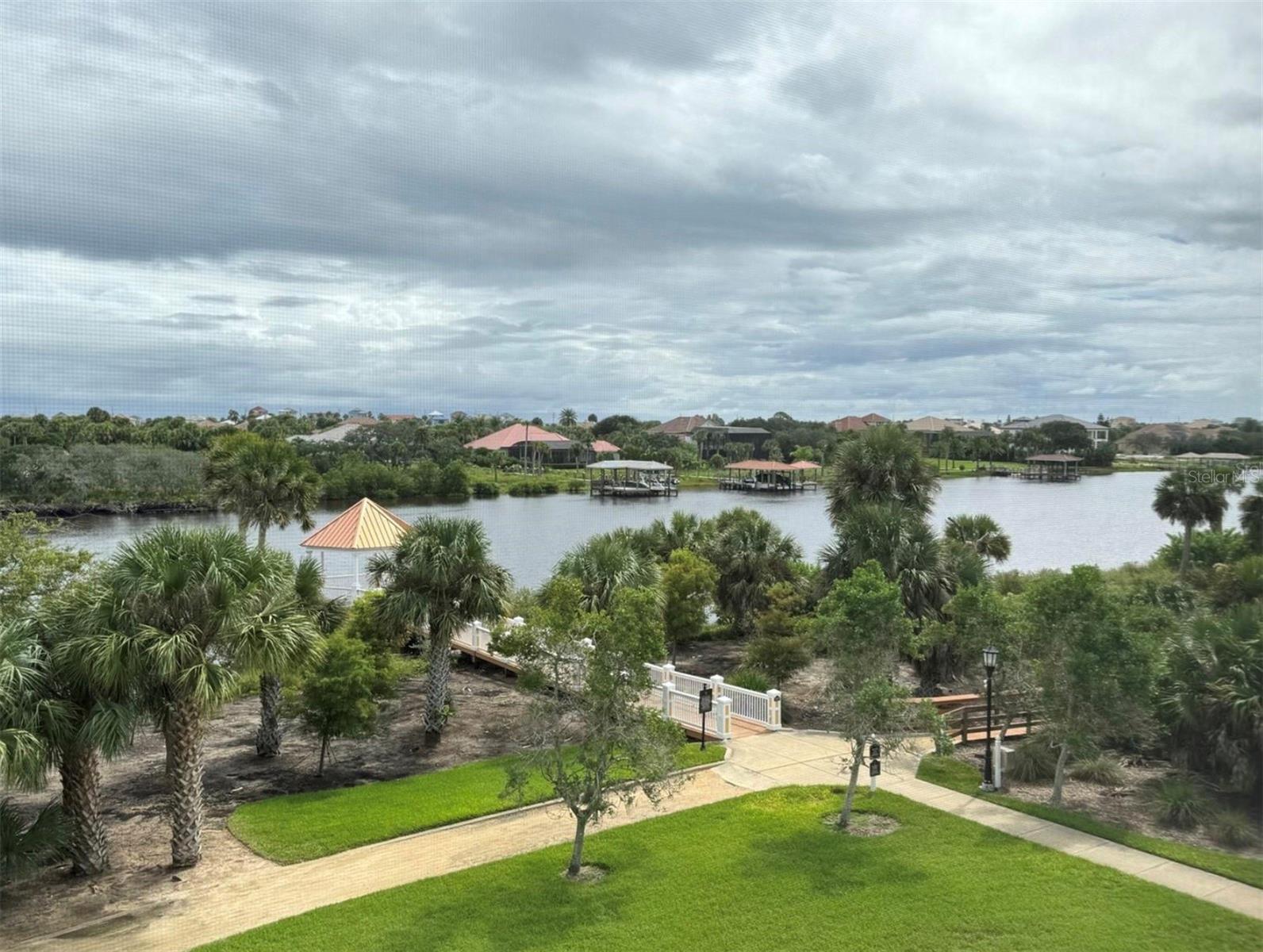 455 RIVERFRONT DR #A303