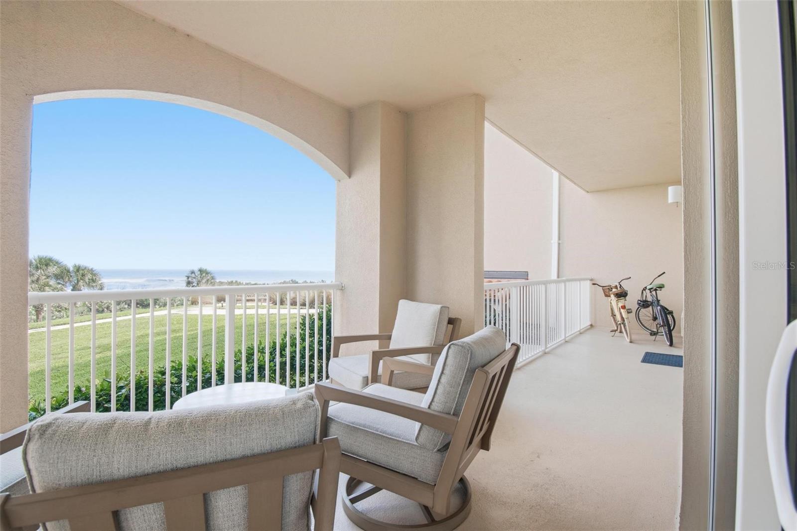 11 AVENUE DE LA MER #1101