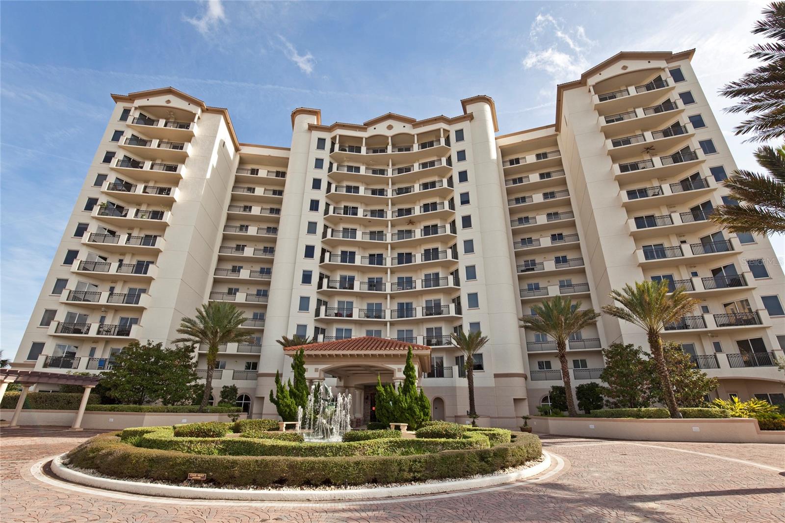 85 AVENUE DE LA MER #102