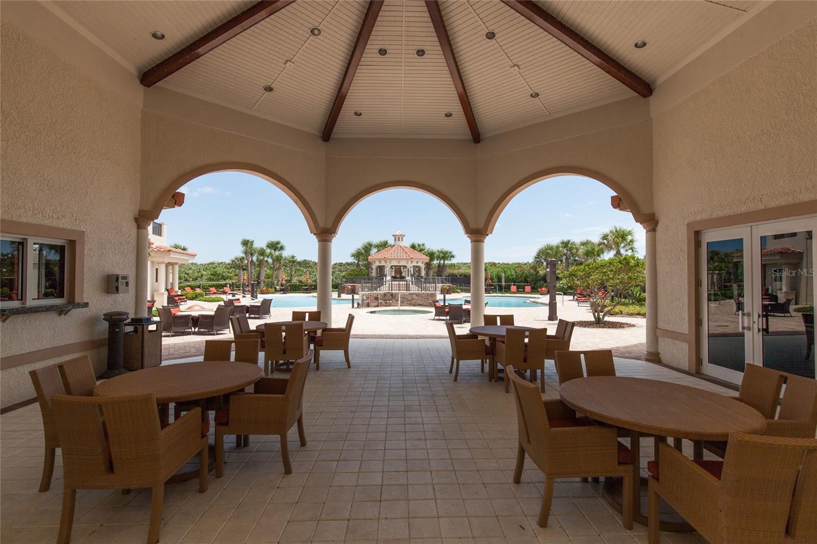 85 AVENUE DE LA MER #102