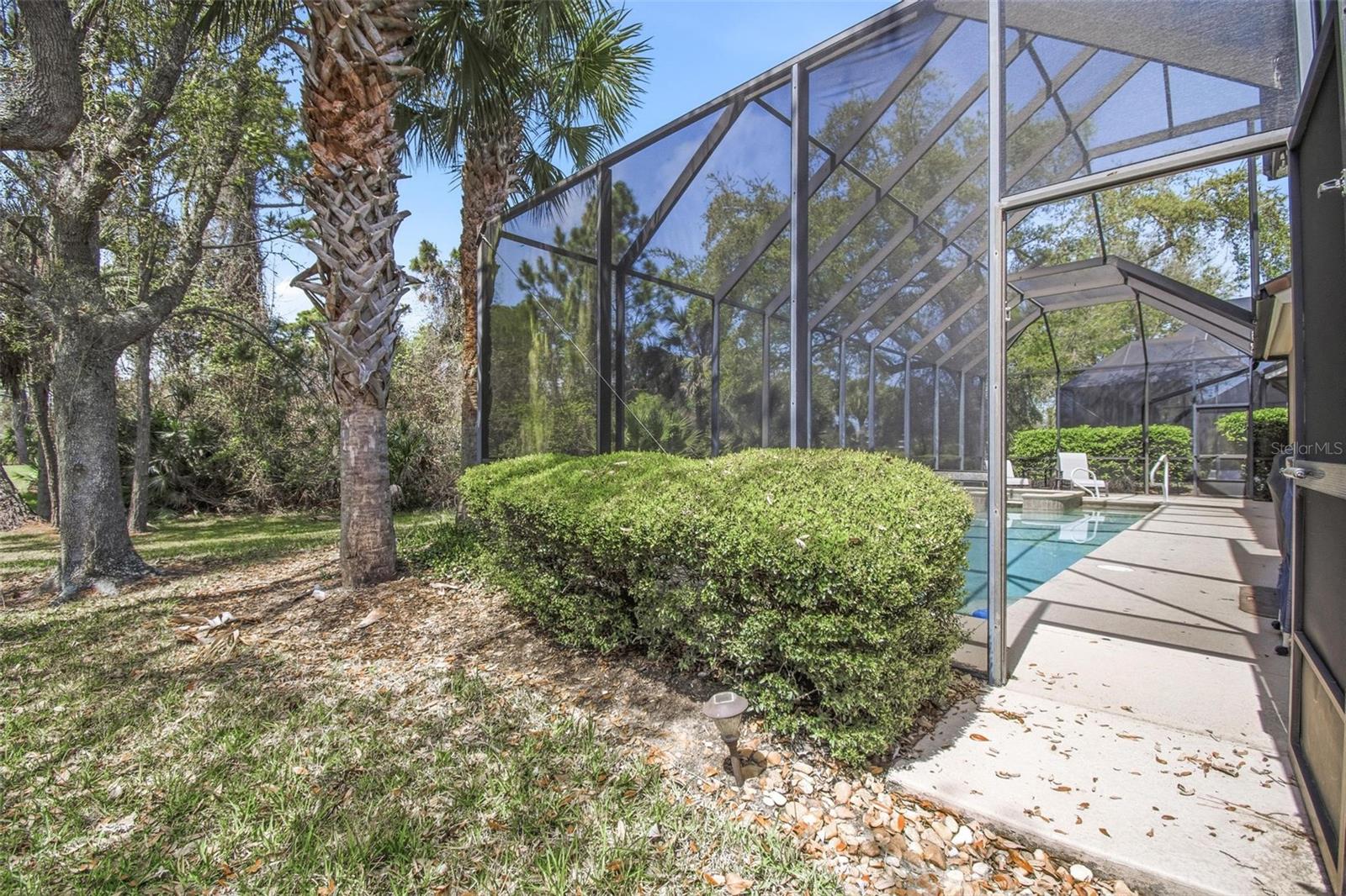 26 JASMINE DR