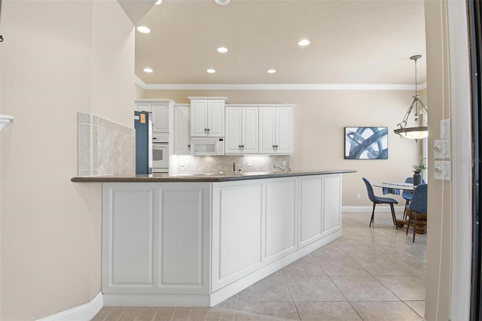 26 JASMINE DR