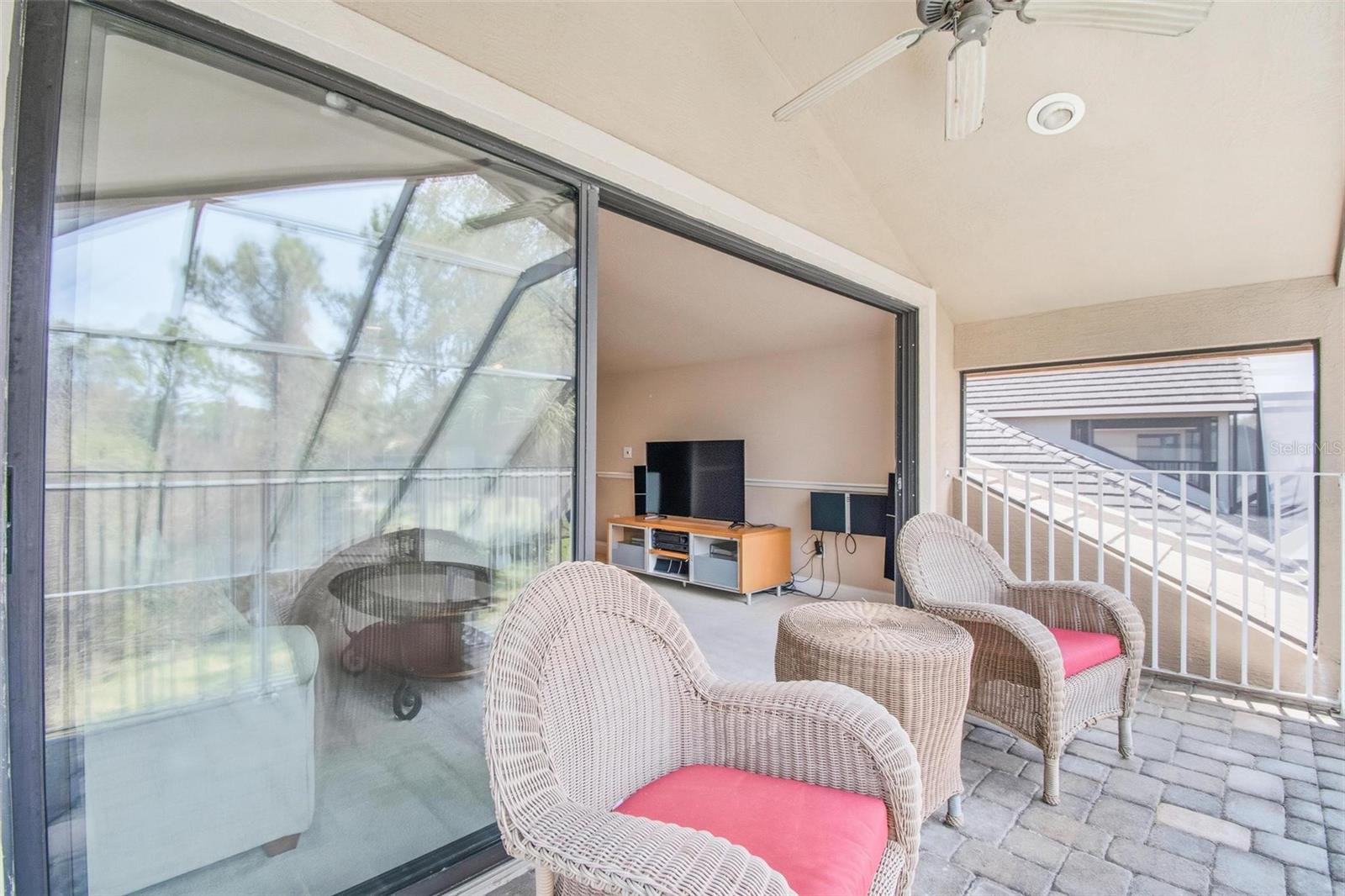 26 JASMINE DR