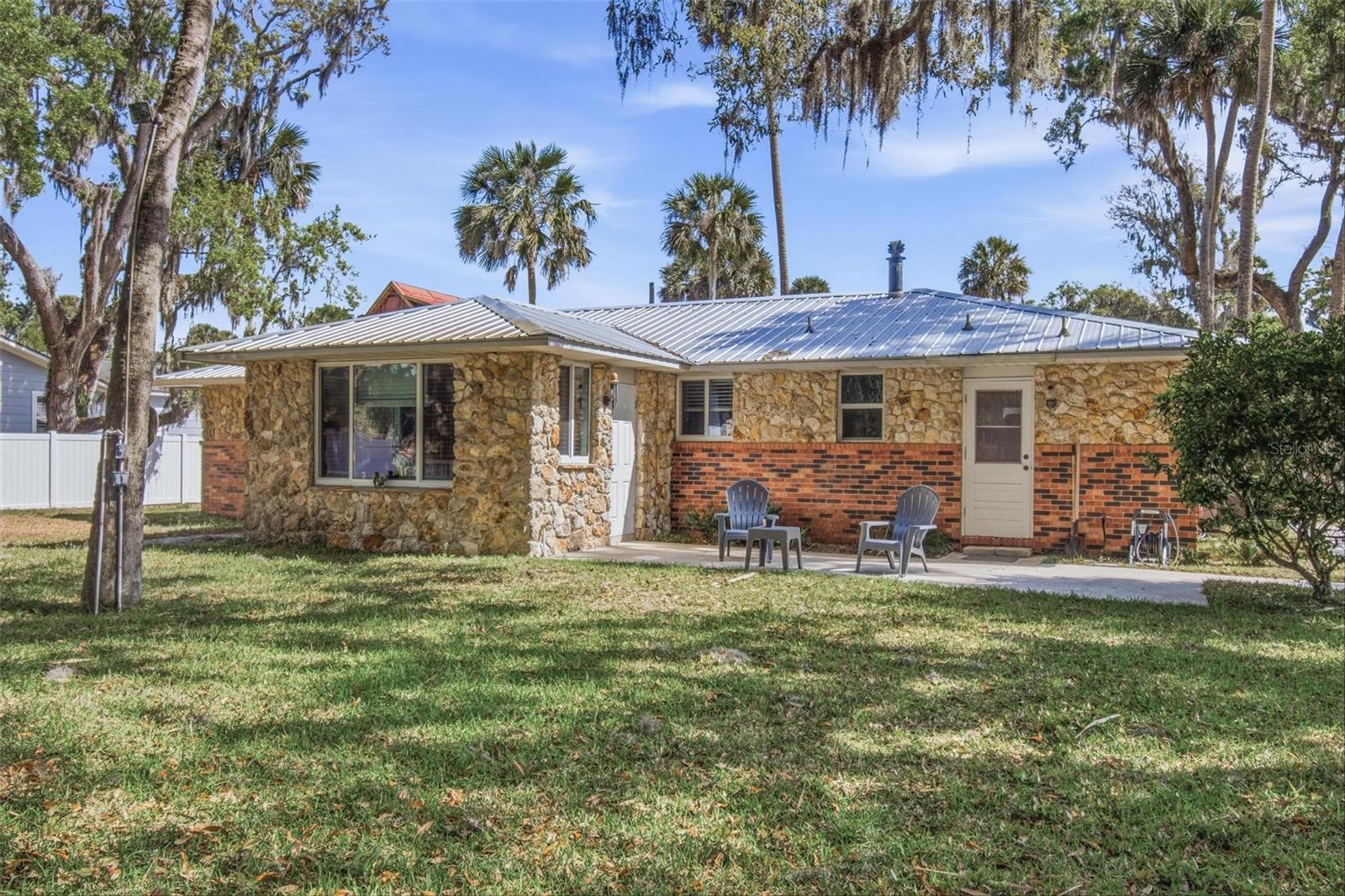 4368 N OCEAN SHORE BLVD