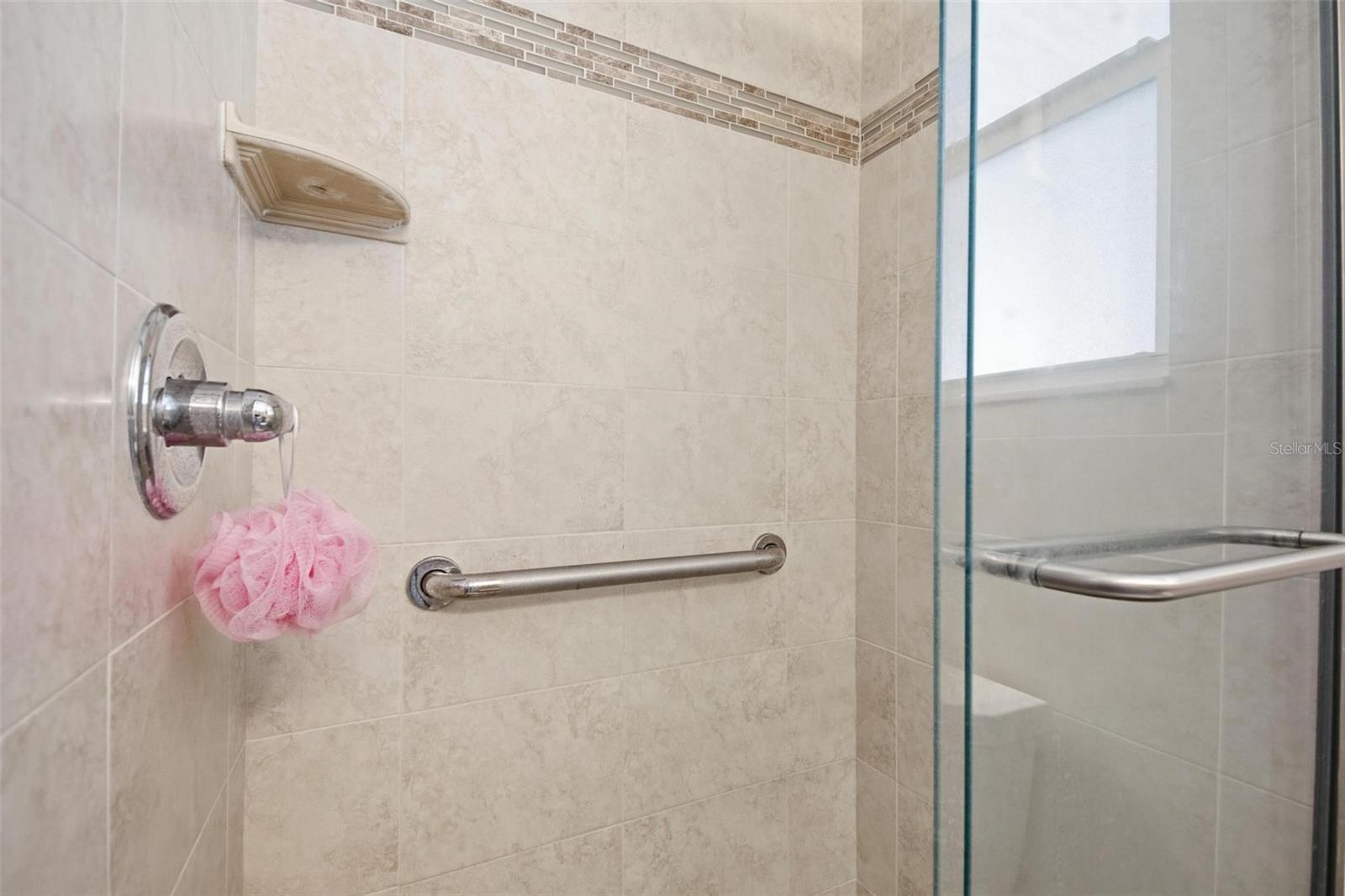 4368 N OCEAN SHORE BLVD