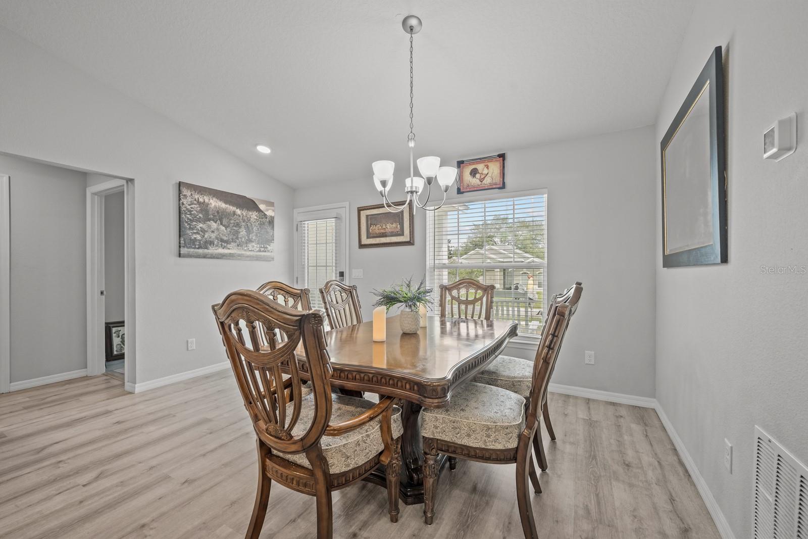 45 WOODFIELD DR