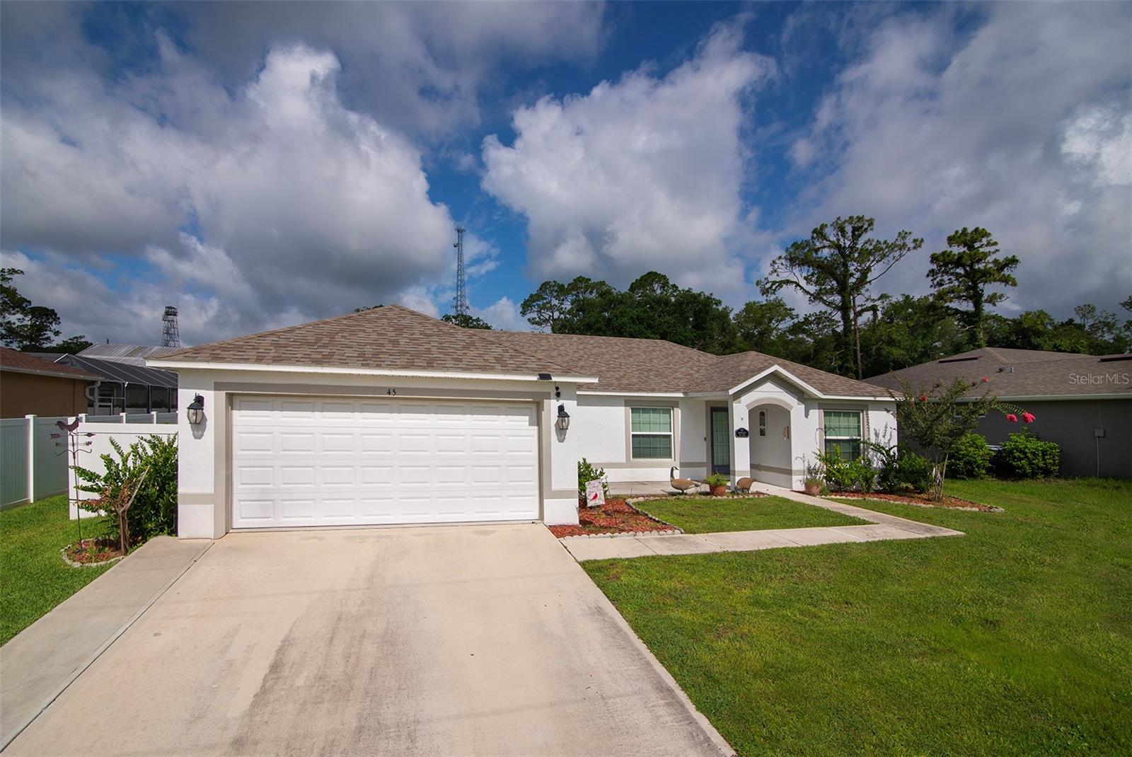 45 WOODFIELD DR