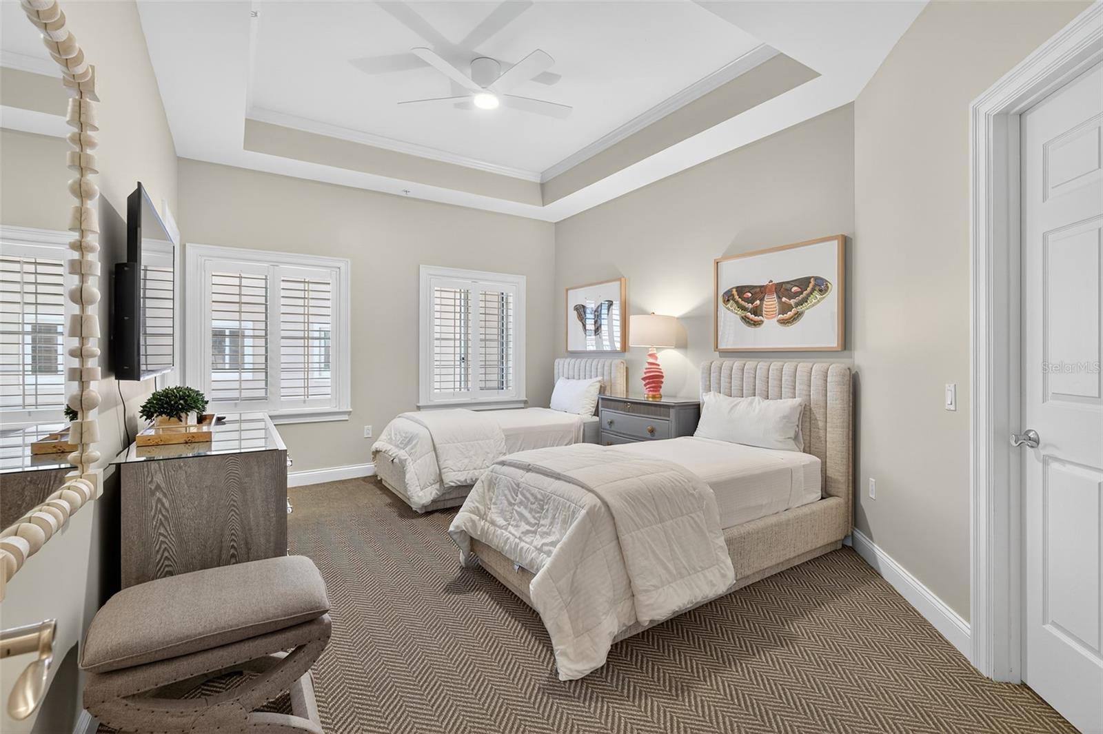 200 OCEAN CREST DR #151